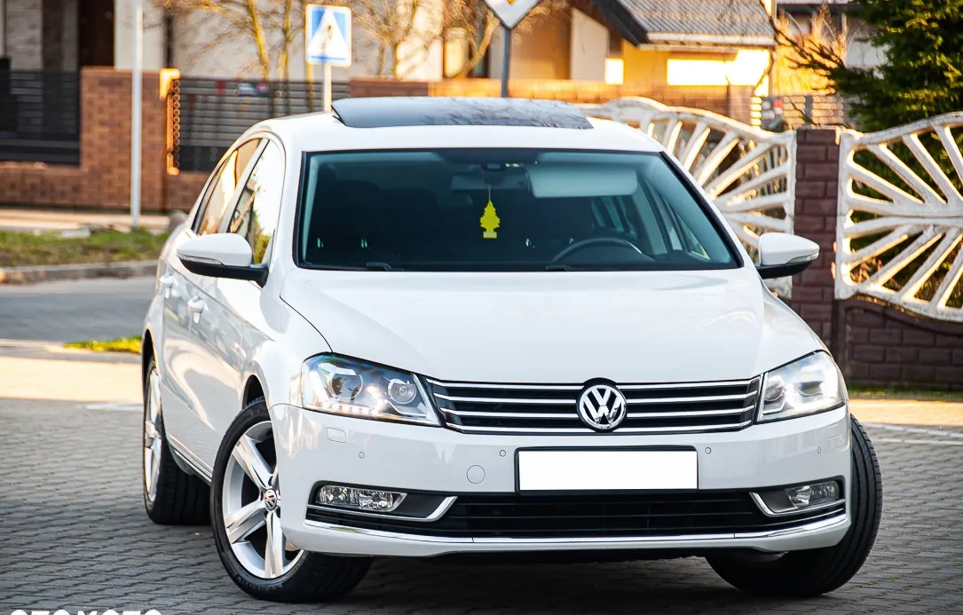 Volkswagen Passat cena 41900 przebieg: 225000, rok produkcji 2013 z Wyszków małe 742